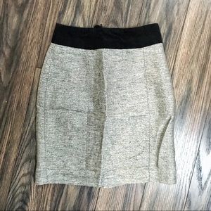 Modern Classic H&M Pencil Skirt
